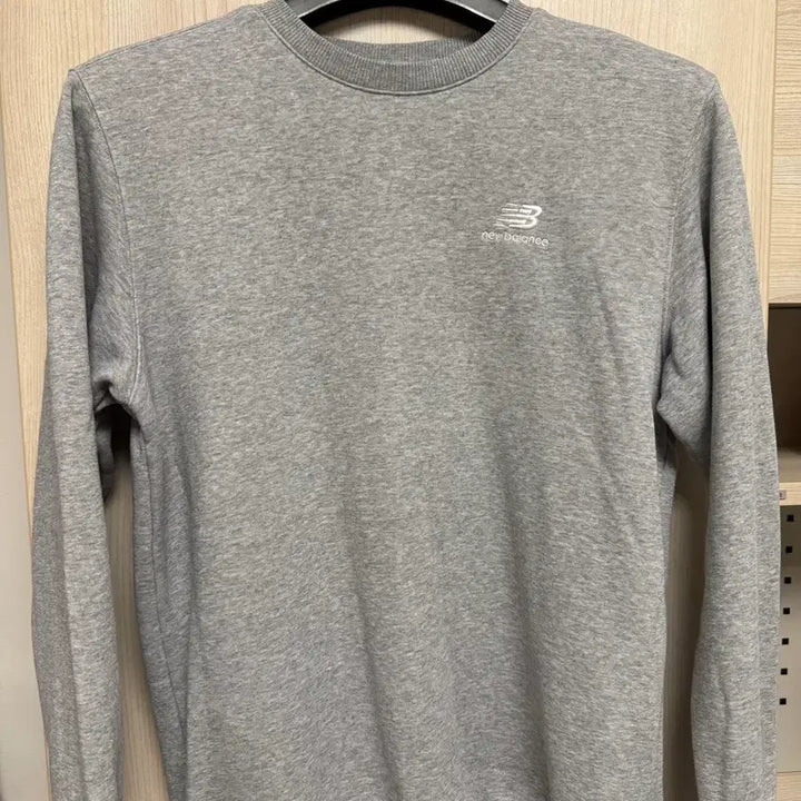 [BUNJANG] New Balance Gray Sweatshirt / 뉴발란스 회색 맨투맨 티셔츠