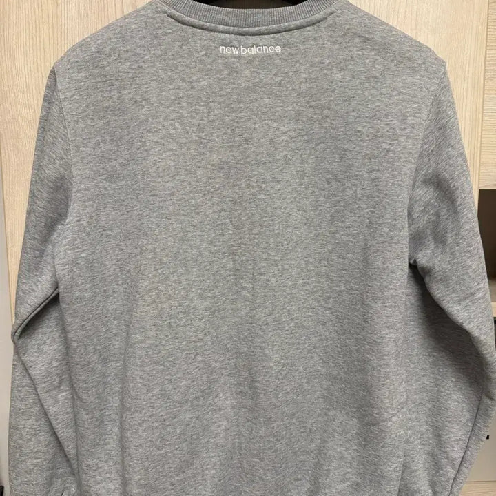 [BUNJANG] New Balance Gray Sweatshirt / 뉴발란스 회색 맨투맨 티셔츠