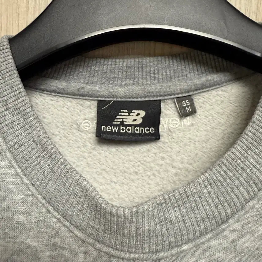 [BUNJANG] New Balance Gray Sweatshirt / 뉴발란스 회색 맨투맨 티셔츠