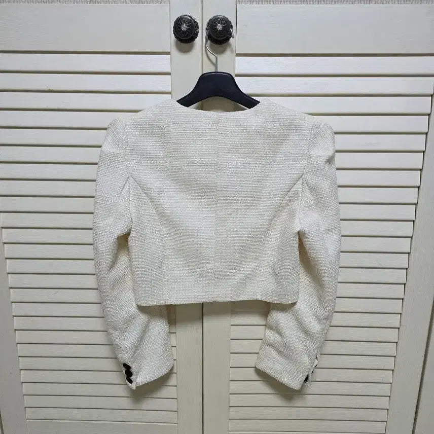 [BUNJANG] Puff Sleeve Jacket and Black Skirt Set / 퍼프소매 자켓과 블랙 스커트 세트