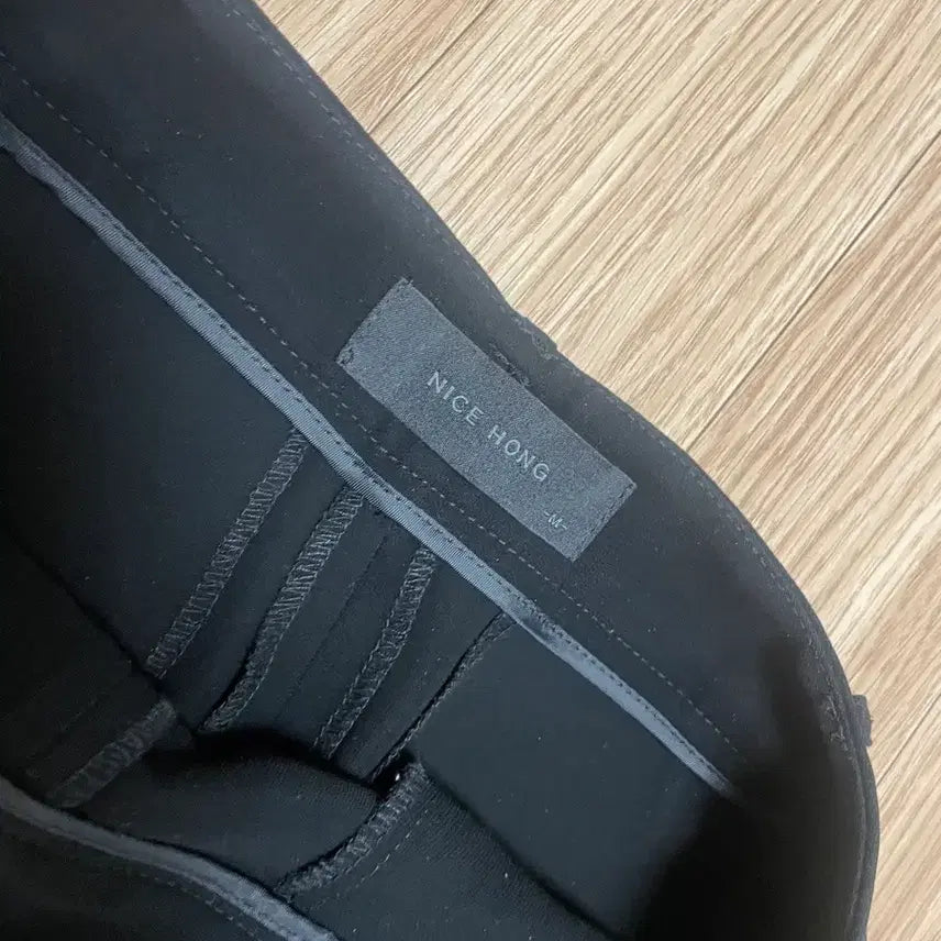 [BUNJANG] NICEHONG Kedin Milled Slacks (Black, M) / 나이스홍 케딘 밀파 슬랙스 (블랙 기본기장 M)