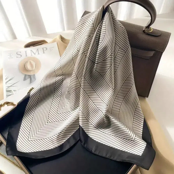 [BUNJANG] Striped Pattern Scarf / 새것)세련된 스카프