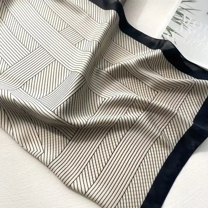 [BUNJANG] Striped Pattern Scarf / 새것)세련된 스카프