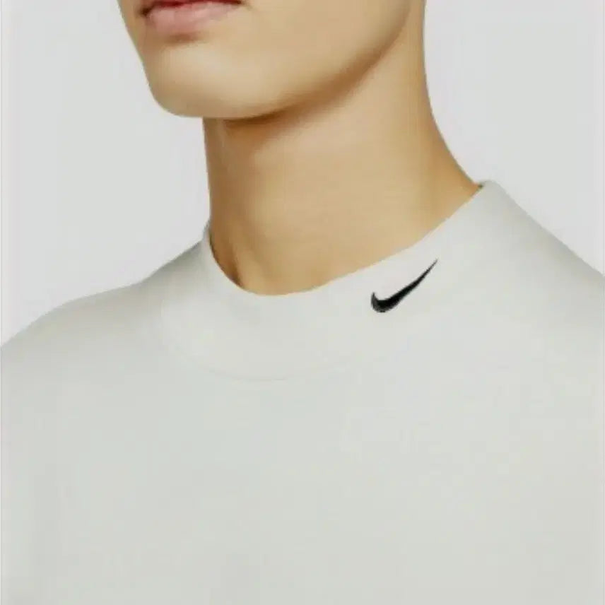 [BUNJANG] Nike Mock Neck Long Sleeve T-Shirt / 나이키 모크넥 긴팔 티셔츠