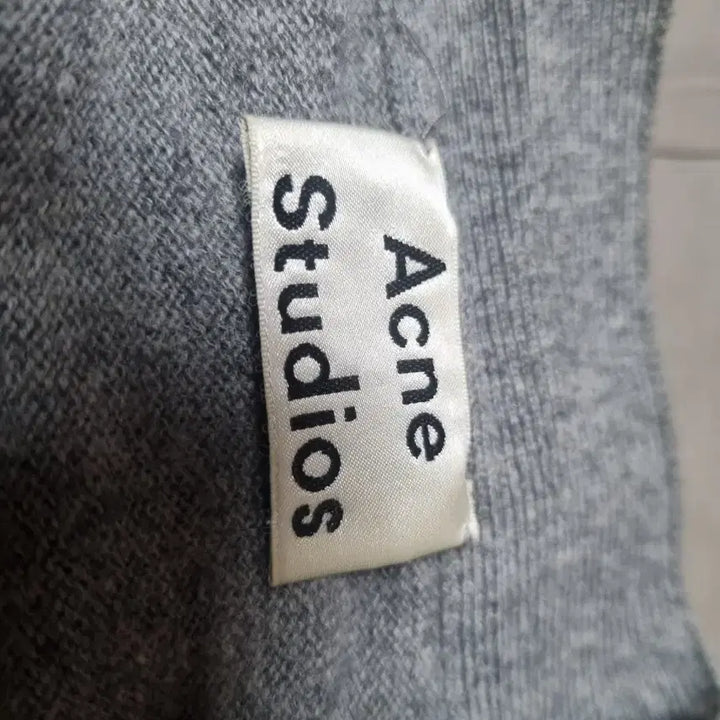 [BUNJANG] Acne Studios Decher Wool Cardigan Grey M / 아크네 스튜디오 데셔 울 가디건 그레이 m