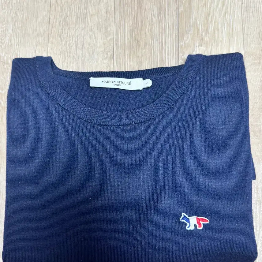 [BUNJANG] Maison Kitsune Navy Fox Patch Knit / 메종키츠네 네이비 폭스 패치 니트