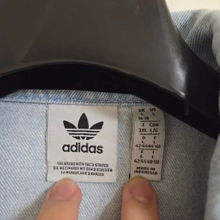 [BUNJANG] Adidas Originals Denim Tracker Jacket / 아디다스 오리지널스 데님 트래커 자켓