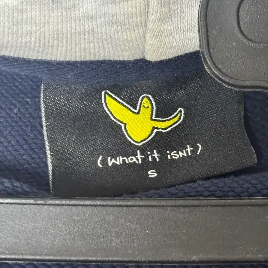 [BUNJANG] What it isnt Navy Hoodie / What it isnt 남색 후드티