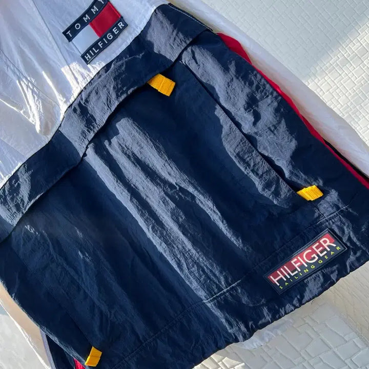 [BUNJANG] Tommy Hilfiger Sailing Gear Windbreaker / 90s 올드스쿨 타미힐피거 세일링기어 윈드자켓