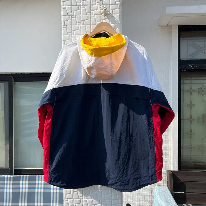 [BUNJANG] Tommy Hilfiger Sailing Gear Windbreaker / 90s 올드스쿨 타미힐피거 세일링기어 윈드자켓