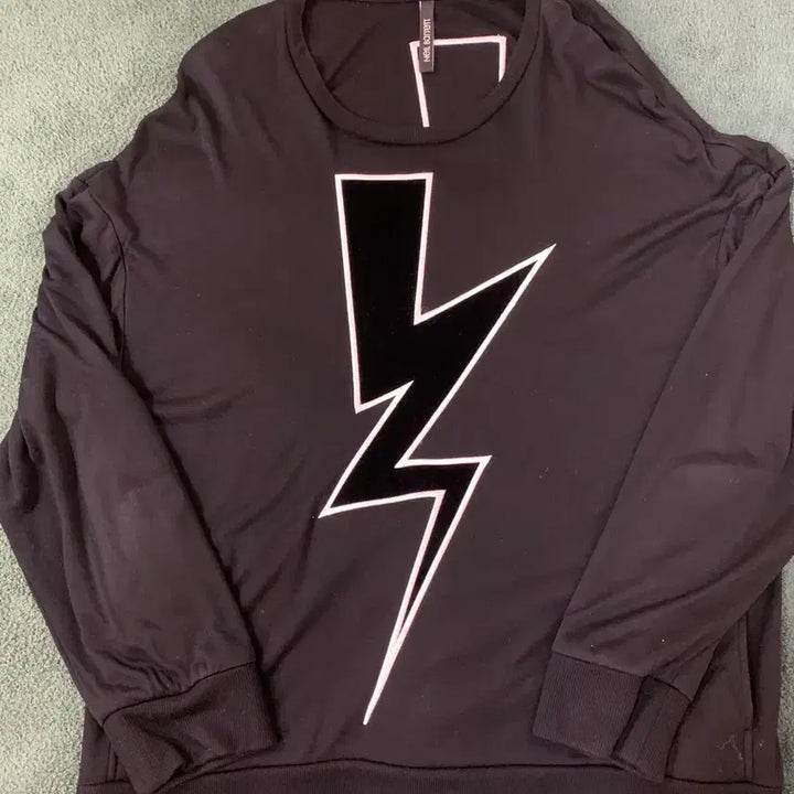[BUNJANG] Neil Barrett Neoprene Lightning Bolt Sweatshirt / 닐바렛 네오플랜 번개 PBJS200C E511C