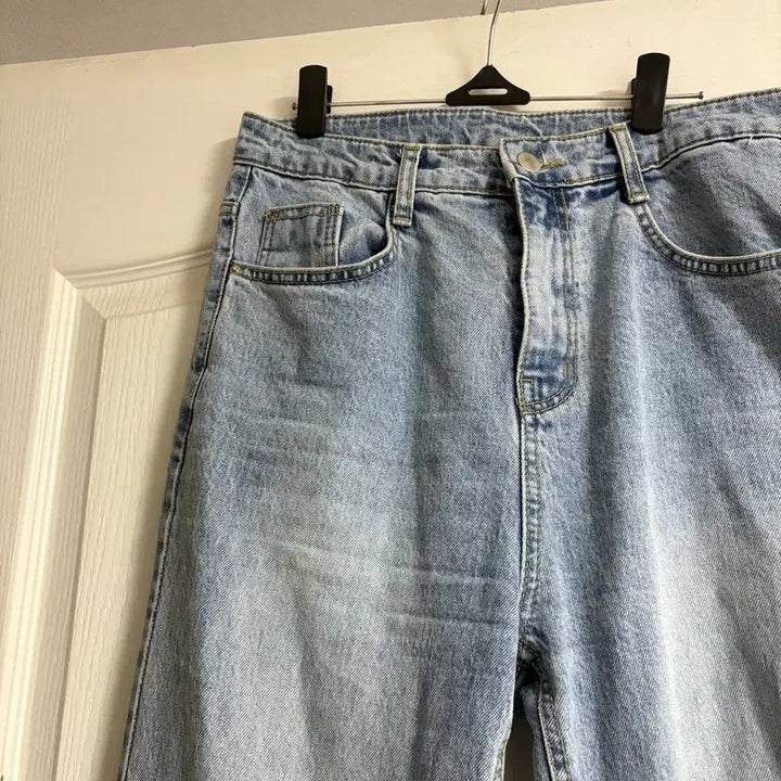 [BUNJANG] Hobby Unnie Light Wash Bootcut Jeans Size S / 하비언니 연청 부츠컷 청바지 S