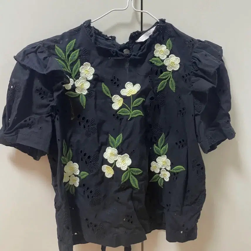 [SOLD OUT] 자라 zara 자수 레이스 블라우스 블랙