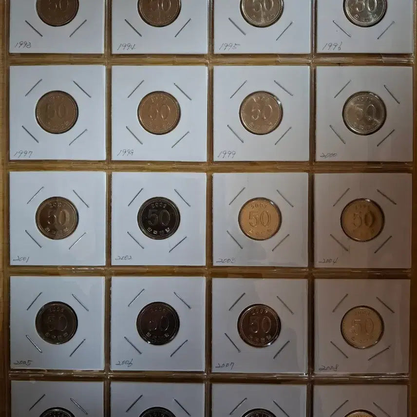 [BUNJANG] 50 Won Coin Set (1972-2021, 47 Types) / 50주 줄세우기 1972년부터 2021년까지 (47종)