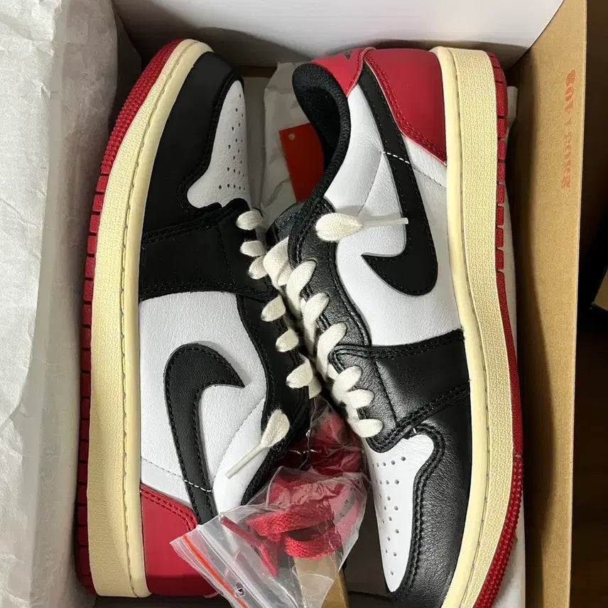 [BUNJANG] Nike Air Jordan 1 Low OG Black Toe Custom Sneakers / [250] 나이키 조던1 로우 OG블랙토 커스텀