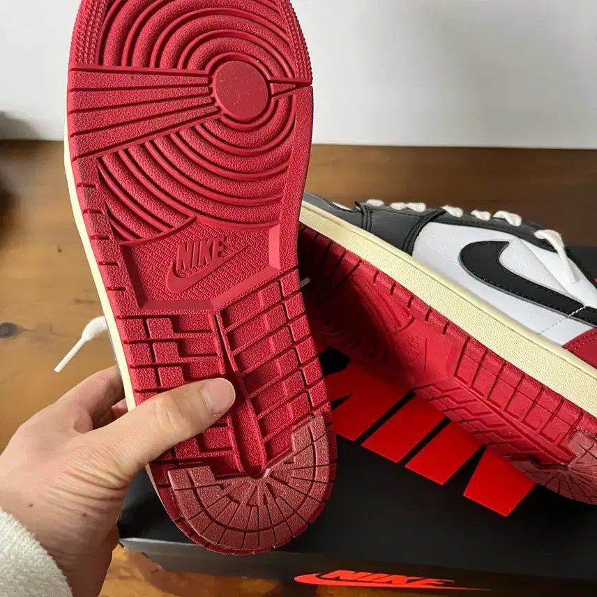 [BUNJANG] Nike Air Jordan 1 Low OG Black Toe Custom Sneakers / [250] 나이키 조던1 로우 OG블랙토 커스텀