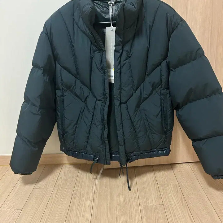 [BUNJANG] UNAFFFECTED Deep Green Padded Jacket / 언어펙티드 패딩 UNAFFECTED deep green