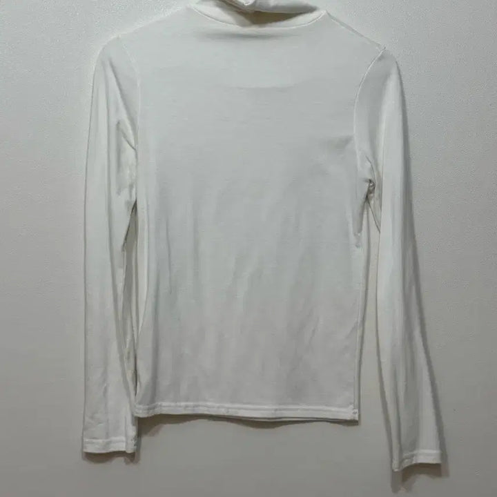 [BUNJANG] Women's White Turtleneck / 여성용 목폴라 화이트