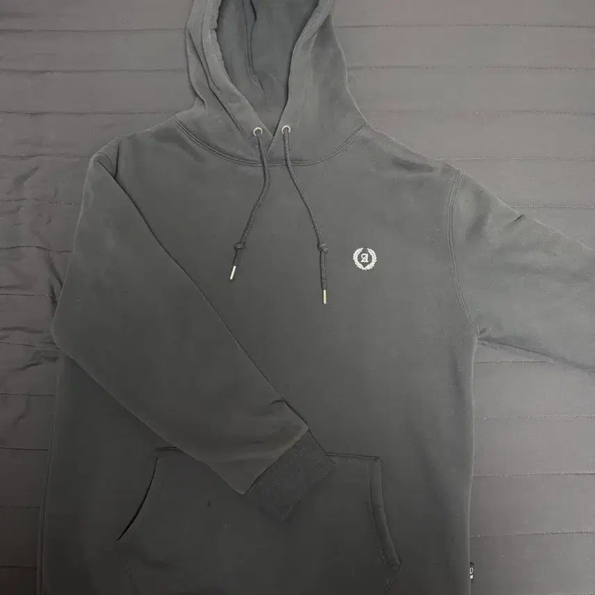[BUNJANG] Urban Dress Dark Gray Hoodie / 어반드레스 다크 그레이 후드티 판매합니다.