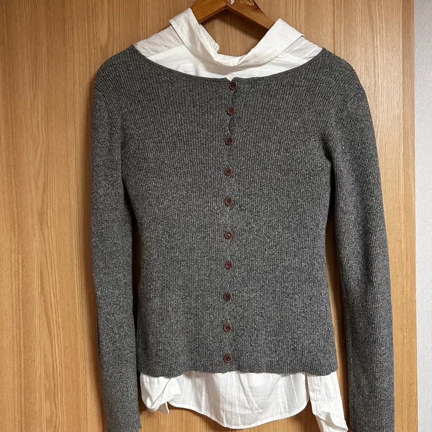 [BUNJANG] 8 Seconds Gray Button Cardigan / 에잇세컨즈 버튼 가디건