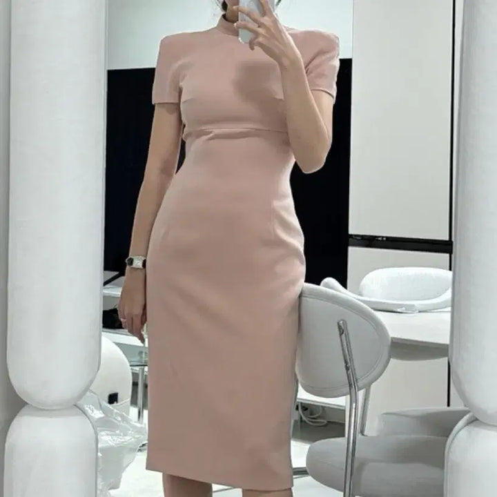 [BUNJANG] ABOAVO Stand Collar Slim Line Dress / 아보아보 스탠드 칼라 슬림 라인 원피스