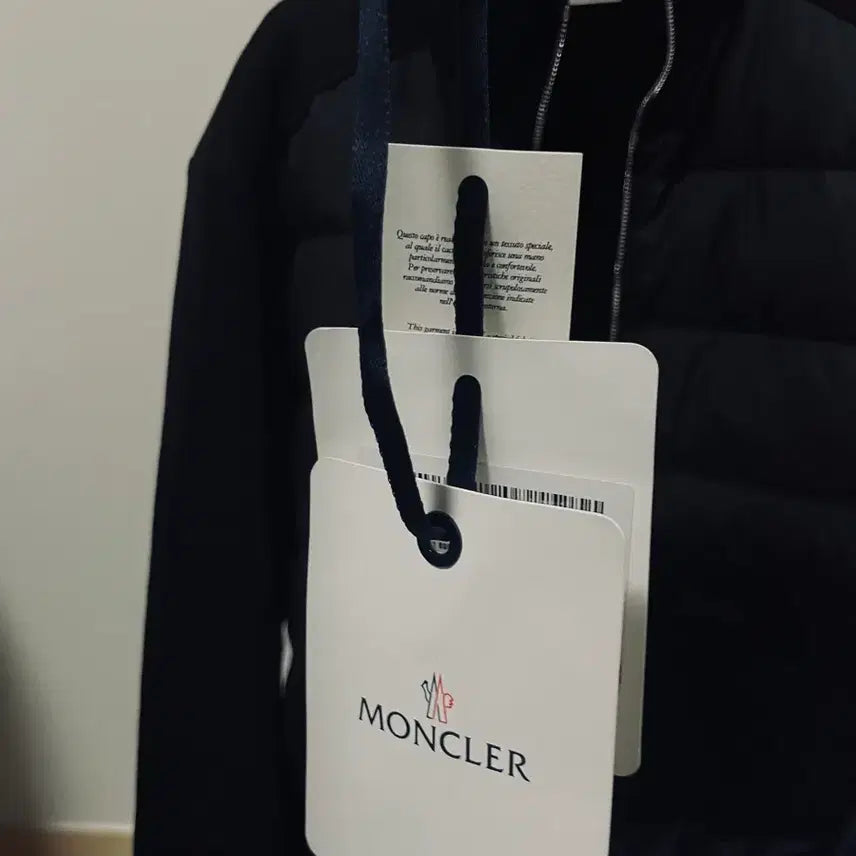 [BUNJANG] Moncler Cashmere Knit Padded Jacket / 몽클레어 캐시미어 니트패딩 집업 자켓 새상품 26.2.14 구매