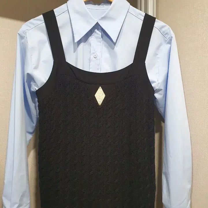 [BUNJANG] O!zoc 2023 Cable Knit Mini Dress / 1회착용 2023 한섬 오즈세컨 꽈배기 니트 미니 원피스