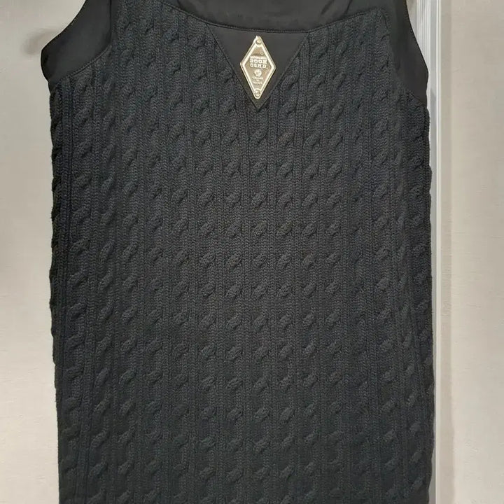 [BUNJANG] O!zoc 2023 Cable Knit Mini Dress / 1회착용 2023 한섬 오즈세컨 꽈배기 니트 미니 원피스