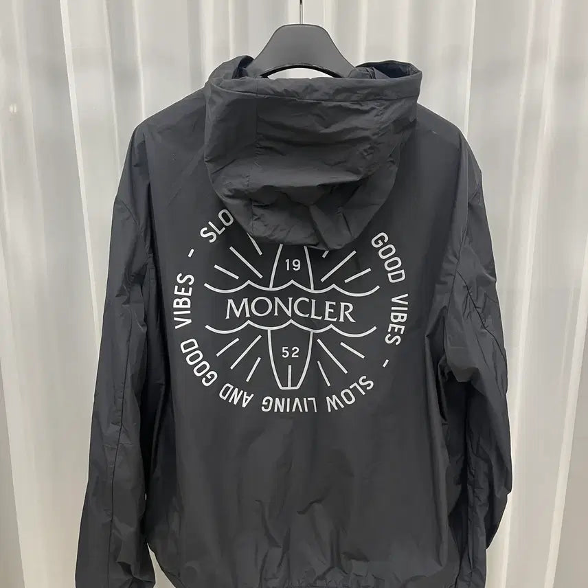 [SOLD OUT] 몽클레르 클라피에 레인 자켓 블랙 6 SIZE [A]