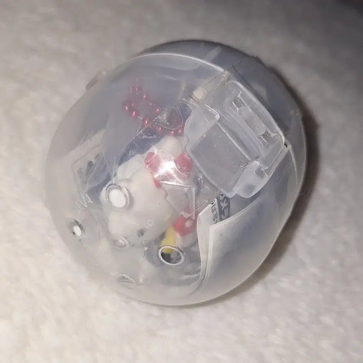 [BUNJANG] Hello Kitty 50th Anniversary Gacha Camera (Sealed) / 헬로키티 50주년 가챠 카메라 (미개봉)