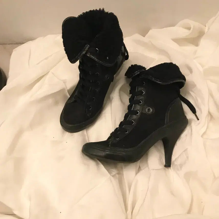 [BUNJANG] Ash Onagaru Sheepskin Lace-up Heel Boots / Ash 아쉬 오네갸루 양털 레이스업 힐 부츠