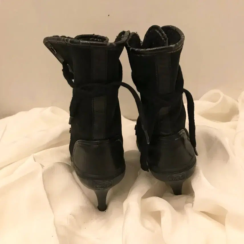 [BUNJANG] Ash Onagaru Sheepskin Lace-up Heel Boots / Ash 아쉬 오네갸루 양털 레이스업 힐 부츠