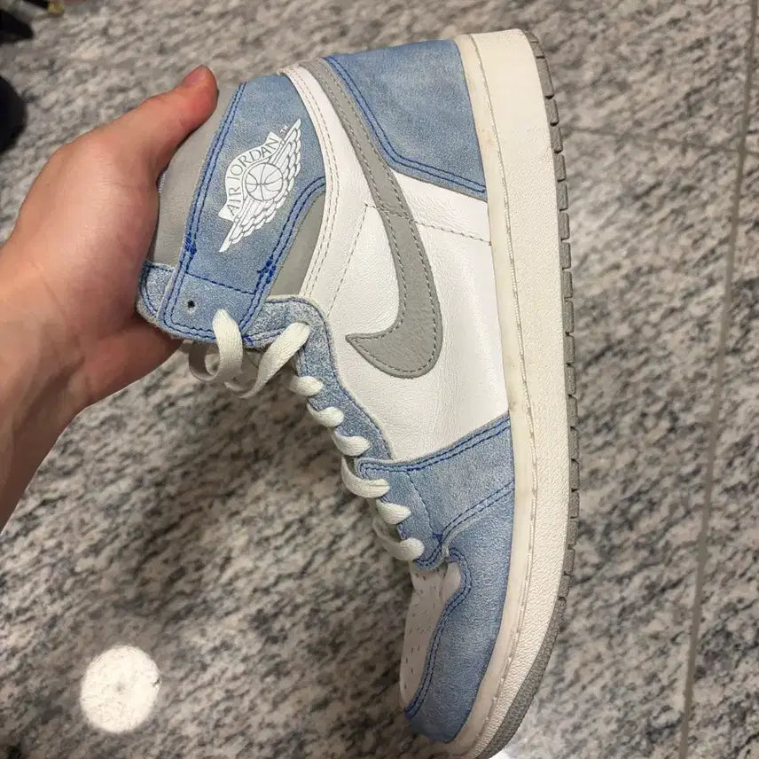[BUNJANG] Jordan 1 Hyper Royal [270] / 조던 1 하이퍼로얄 [270]