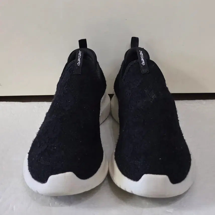 [BUNJANG] Skechers Ultra Flex Slip-on Lace Sneakers / [245] 스케쳐스 울트라 플렉스 슬립온 레이스 ㅡ단종매물,최저가