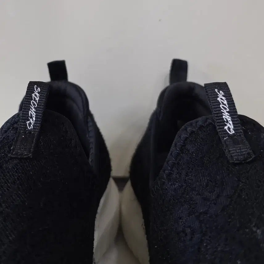 [BUNJANG] Skechers Ultra Flex Slip-on Lace Sneakers / [245] 스케쳐스 울트라 플렉스 슬립온 레이스 ㅡ단종매물,최저가