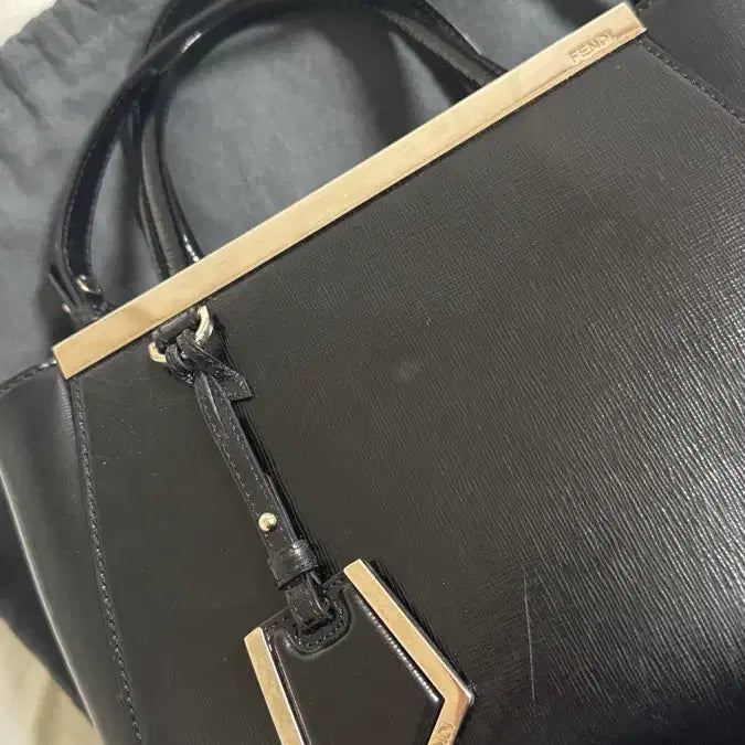 [SOLD OUT] <처분가> Fendi 펜디 투쥬르 페이던트 블랙 토트백 숄더백