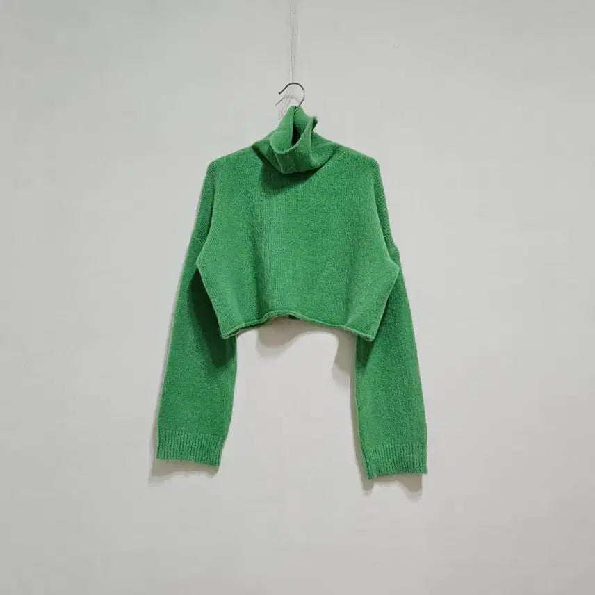 [BUNJANG] Green Crop Knit Sweater / 그린 크롭니트