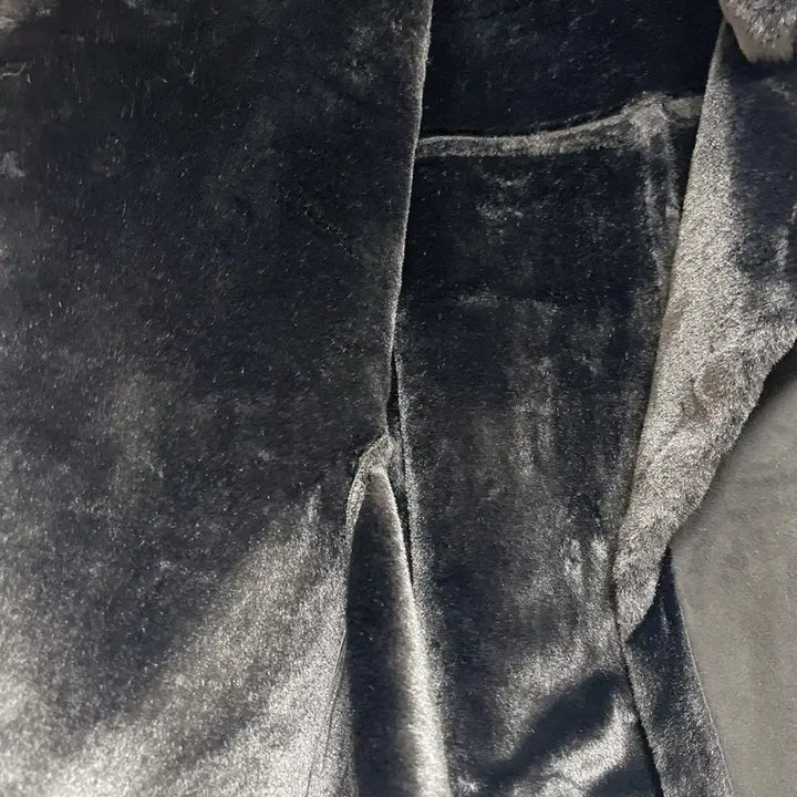 [BUNJANG] Twee Black Faux-Shearling Jacket / Twee 블랙 무스탕 자켓