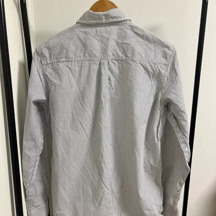 [BUNJANG] Design United Striped Shirt / 디자인유나이티드 스트라이프 셔츠 926