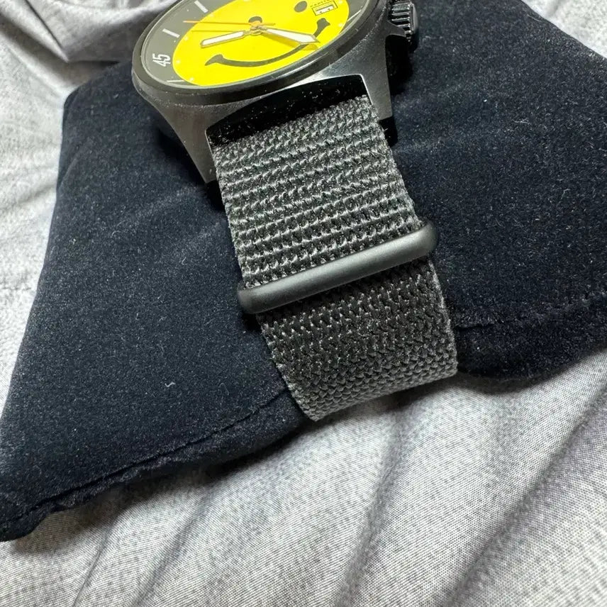 [BUNJANG] Capital Smile Watch / 캐피탈 스마일 워치