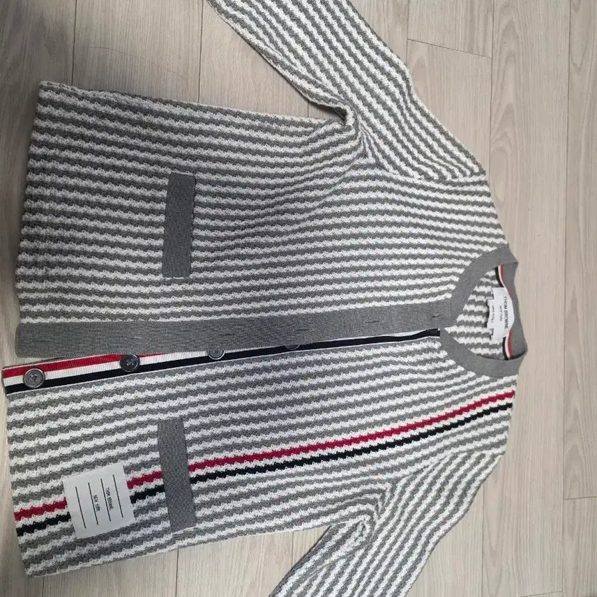 [BUNJANG] Thom Browne Cardigan 38 / 톰브라운 가디건 38 ( 1사이즈 )