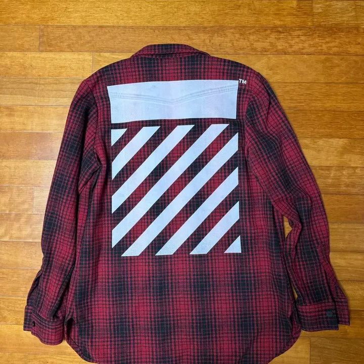 [BUNJANG] Off-White Arrow Flannel Shirt / 오프화이트 애로우 플란넬 셔츠