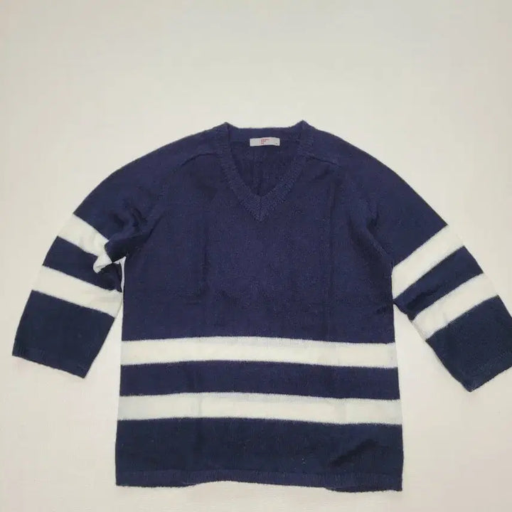 [BUNJANG] 8 Seconds V-Neck Knit Sweater Navy / 에잇세컨즈 8 seconds V넥 니트 오버핏 105 네이비