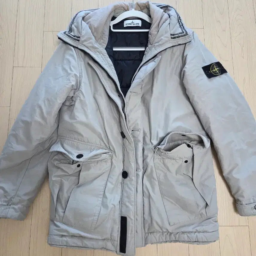 [BUNJANG] Stone Island Beige Padded Jacket S / 스톤아일랜드 베이지 패딩 S