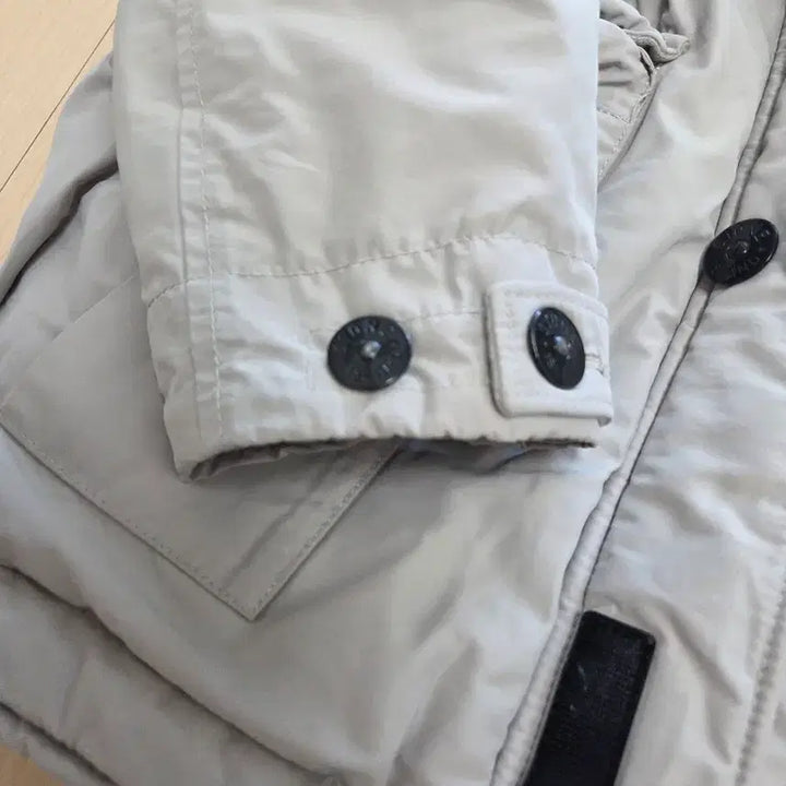 [BUNJANG] Stone Island Beige Padded Jacket S / 스톤아일랜드 베이지 패딩 S