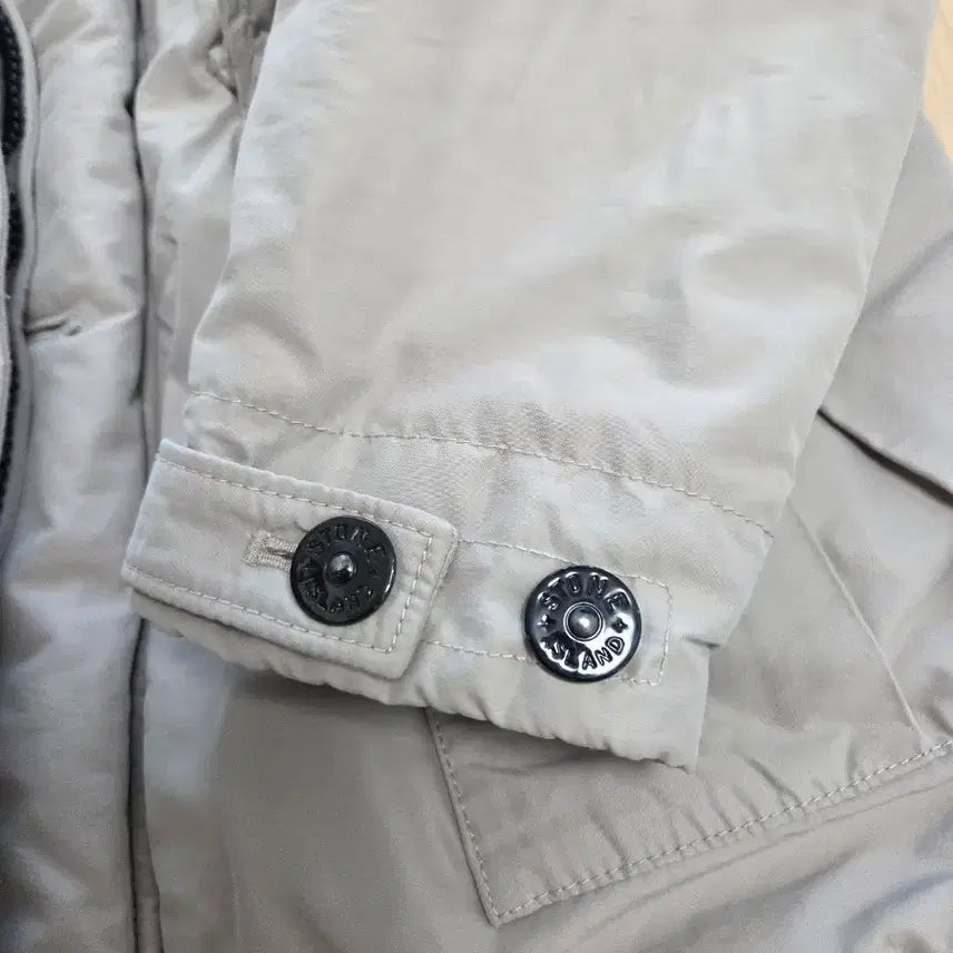 [BUNJANG] Stone Island Beige Padded Jacket S / 스톤아일랜드 베이지 패딩 S