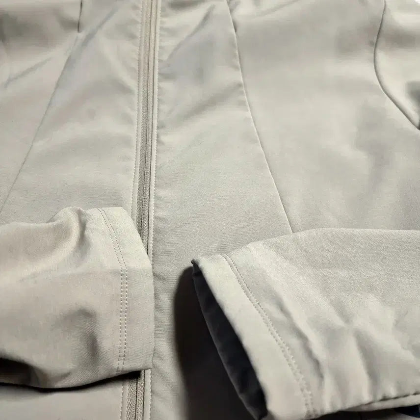 [BUNJANG] Under Armour Running Hooded Zip-Up Jacket (Beige) XL / 언더아머 러닝 런닝 후드집업 베이지 약기모 자켓 사이즈 XL