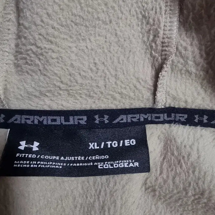 [BUNJANG] Under Armour Running Hooded Zip-Up Jacket (Beige) XL / 언더아머 러닝 런닝 후드집업 베이지 약기모 자켓 사이즈 XL