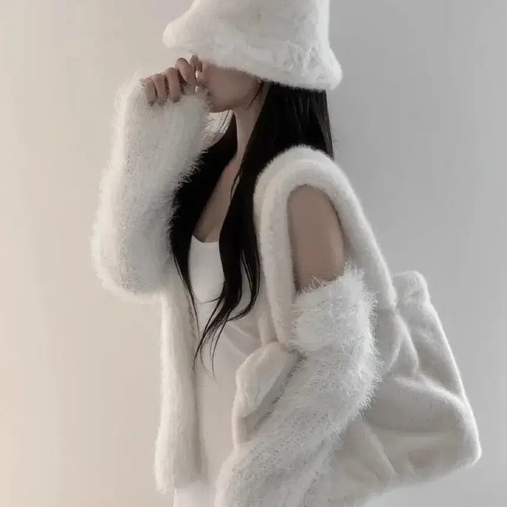 [BUNJANG] White Faux Fur Tote Shoulder Bag / 화이트 뽀글이 퍼 보부상 가방 숄더백