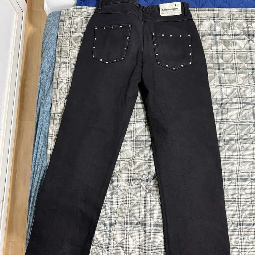 [BUNJANG] Extraordinary Pants / 엑스트라오디너리 바지